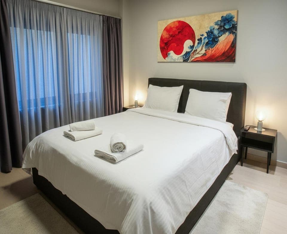 Bed, Bedroom, towels