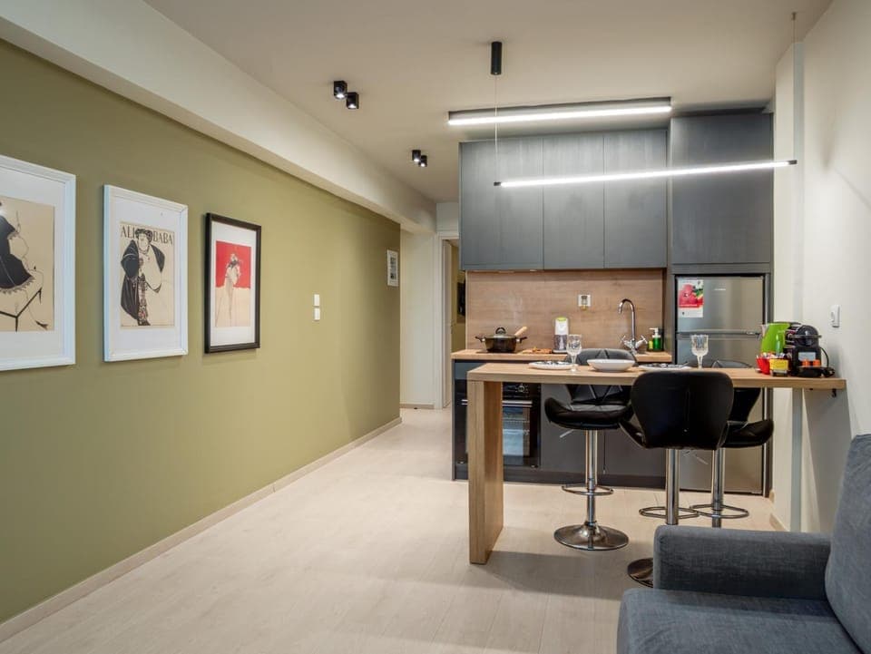 Kitchen or kitchenette, Living room, Dining area