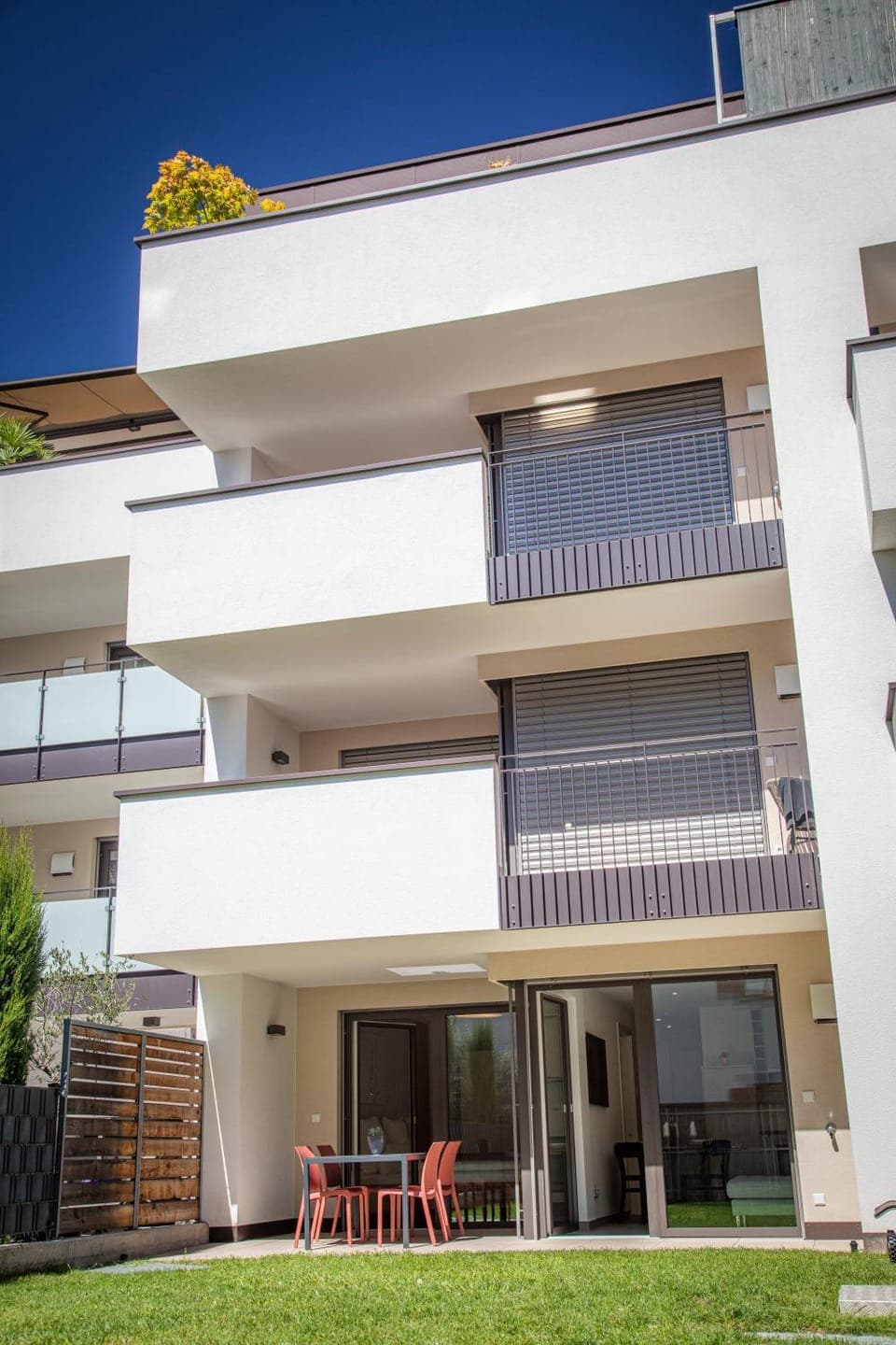 Property building, Balcony/Terrace