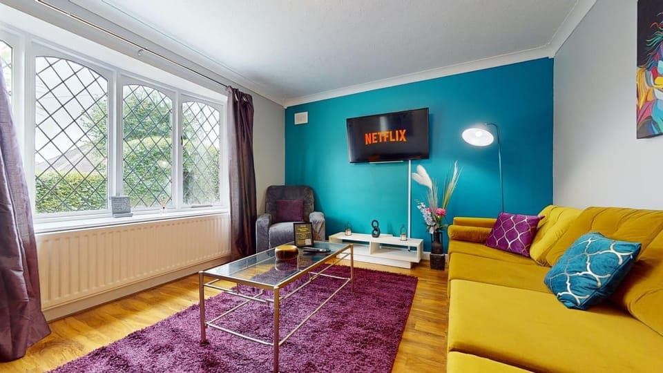 TV and multimedia, Living room, Seating area