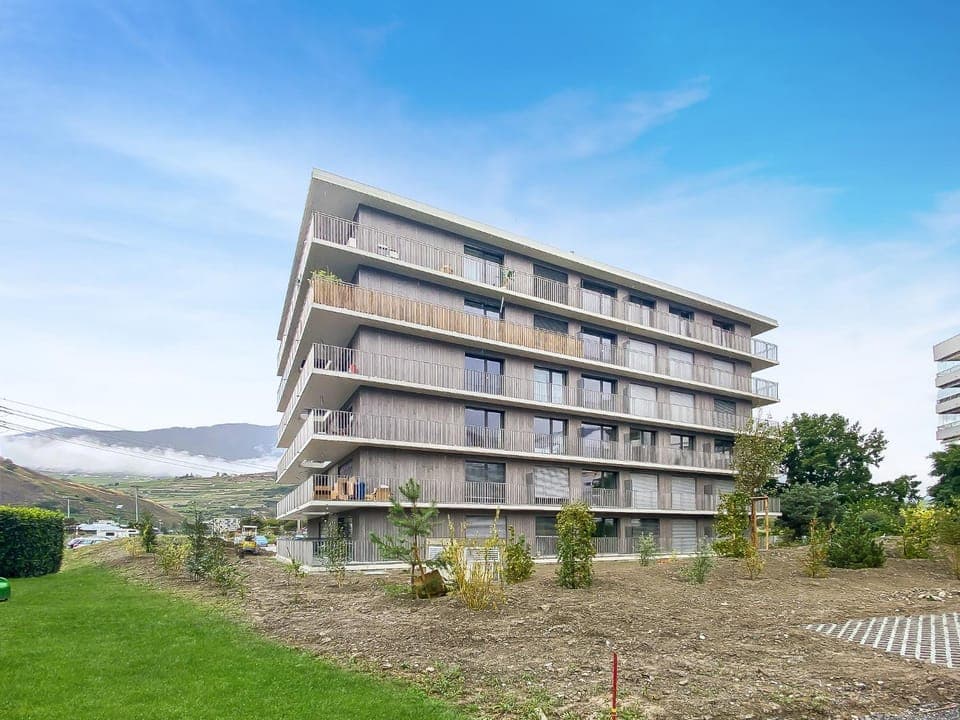 Property building, Mountain view