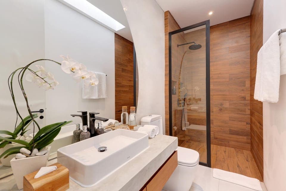 Shower, Bathroom, towels