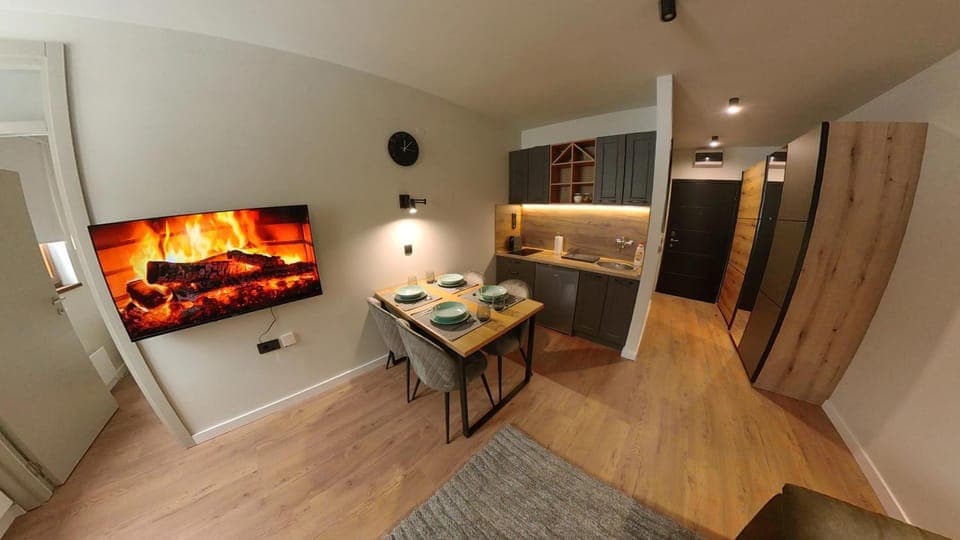 TV and multimedia, Kitchen or kitchenette