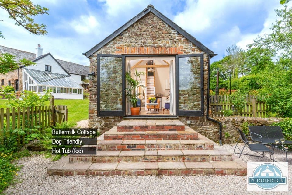 Property building, Balcony/Terrace