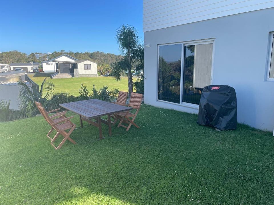 Garden, Seating area