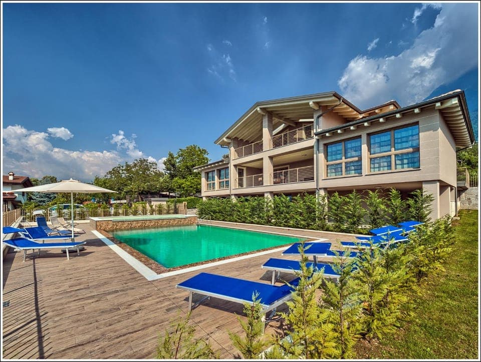 Balcony/Terrace, Swimming pool
