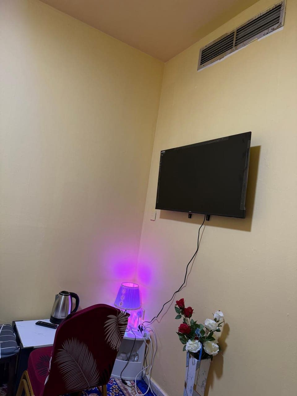 TV and multimedia, Seating area