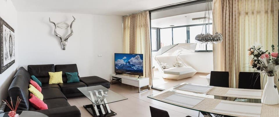 Communal lounge/ TV room