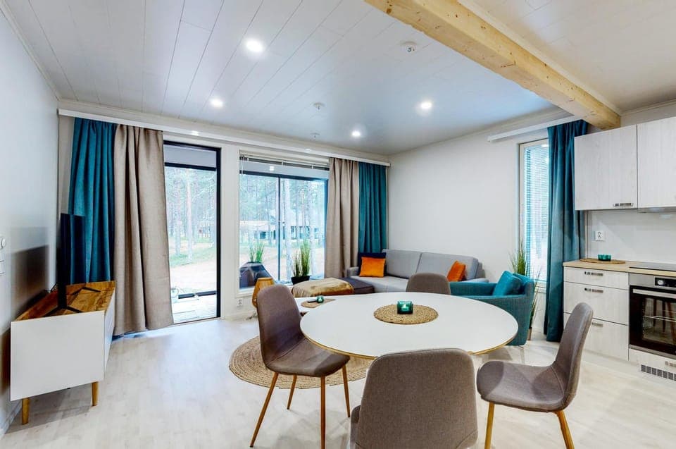Living room, Seating area, Dining area