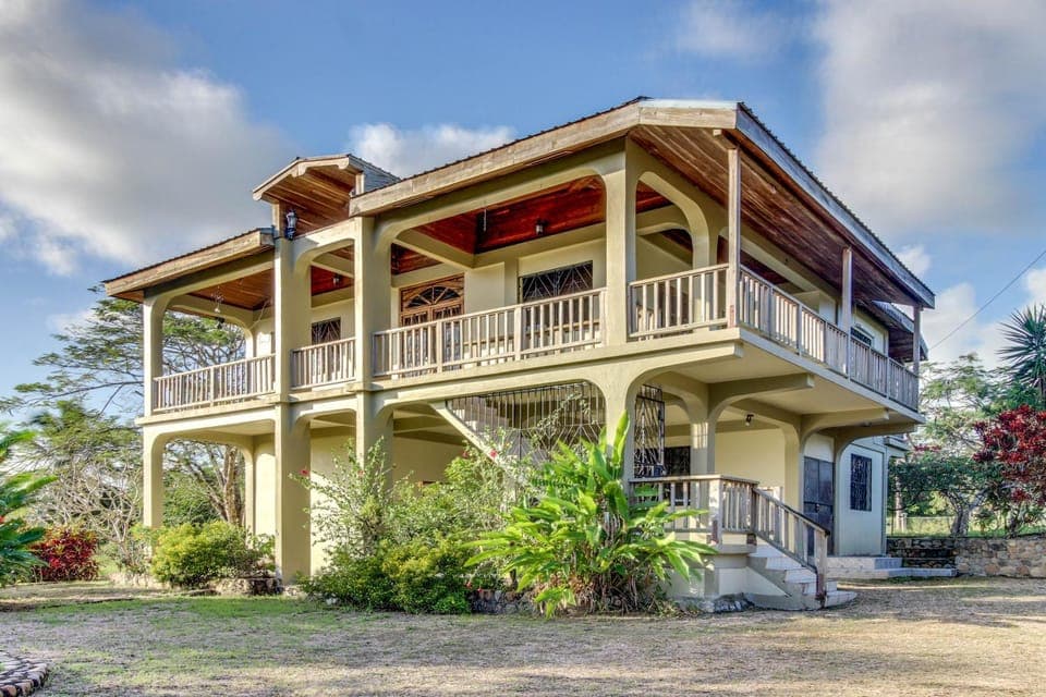 Villa Maya Gold Standard and Certified Villa in San Ignacio
