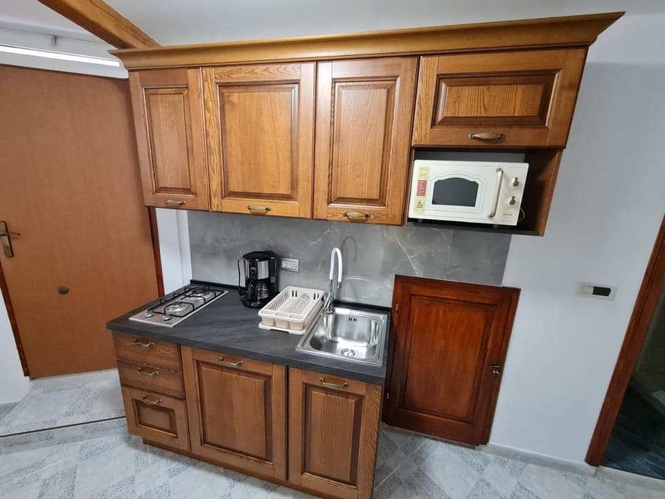 Coffee/tea facilities, Kitchen or kitchenette, minibar
