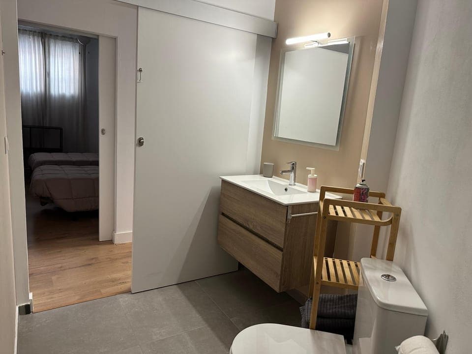 Bed, Bathroom, towels