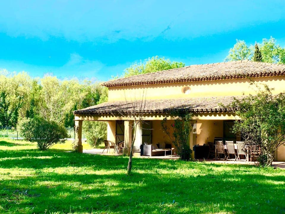 Property building, Spring, Day, Natural landscape, Garden, Garden view