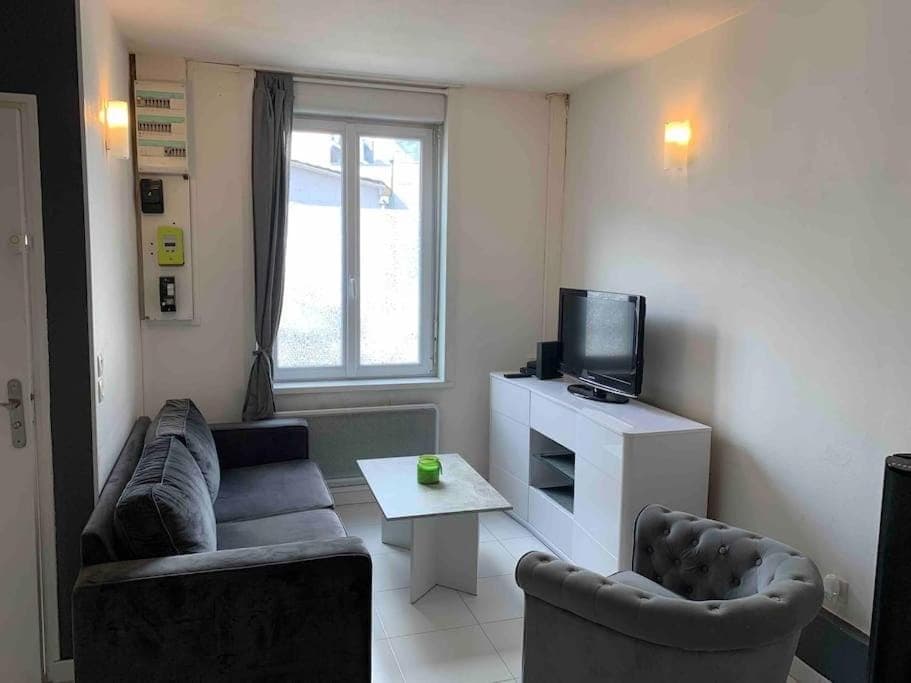 Communal lounge/ TV room, TV and multimedia, Living room, Seating area