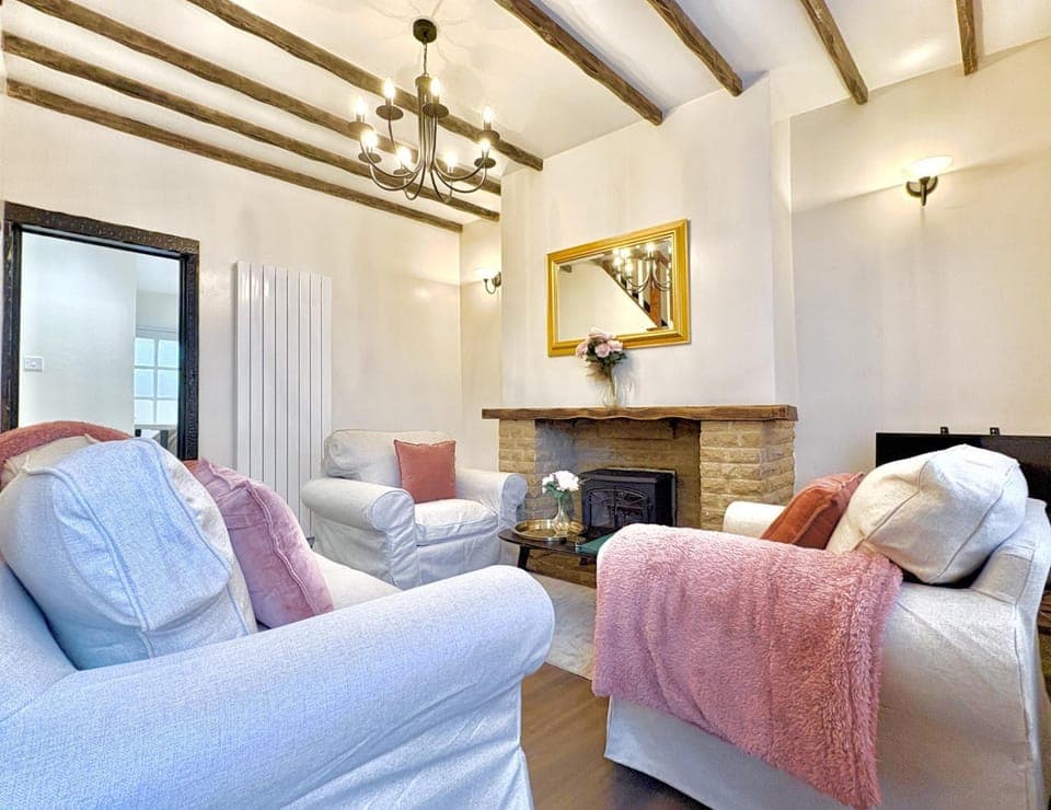 Living room, Decorative detail, Seating area