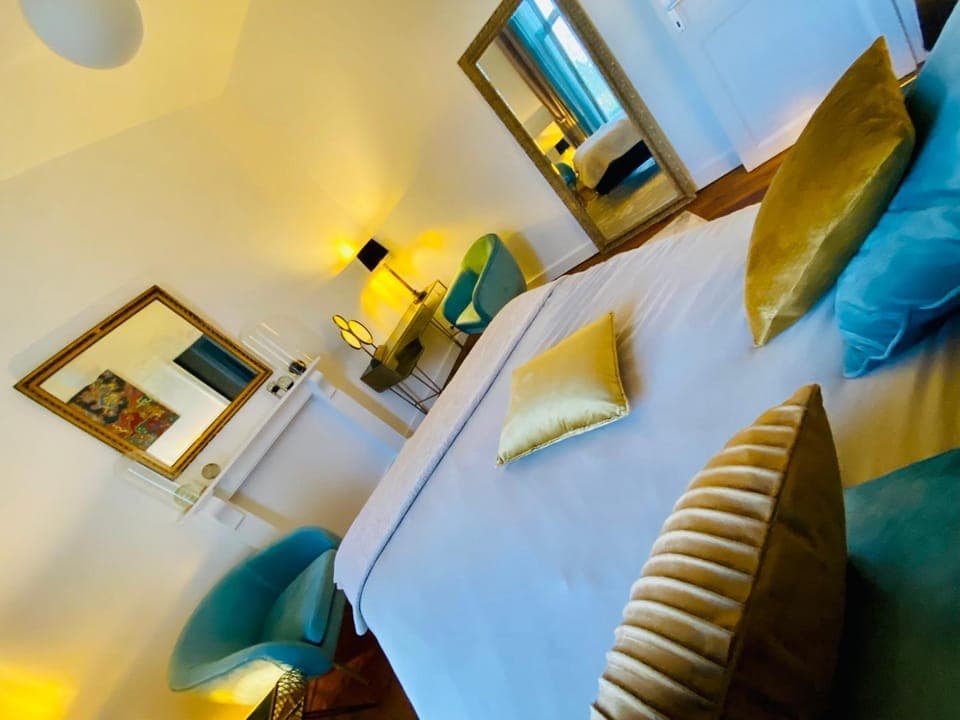 Photo of the whole room