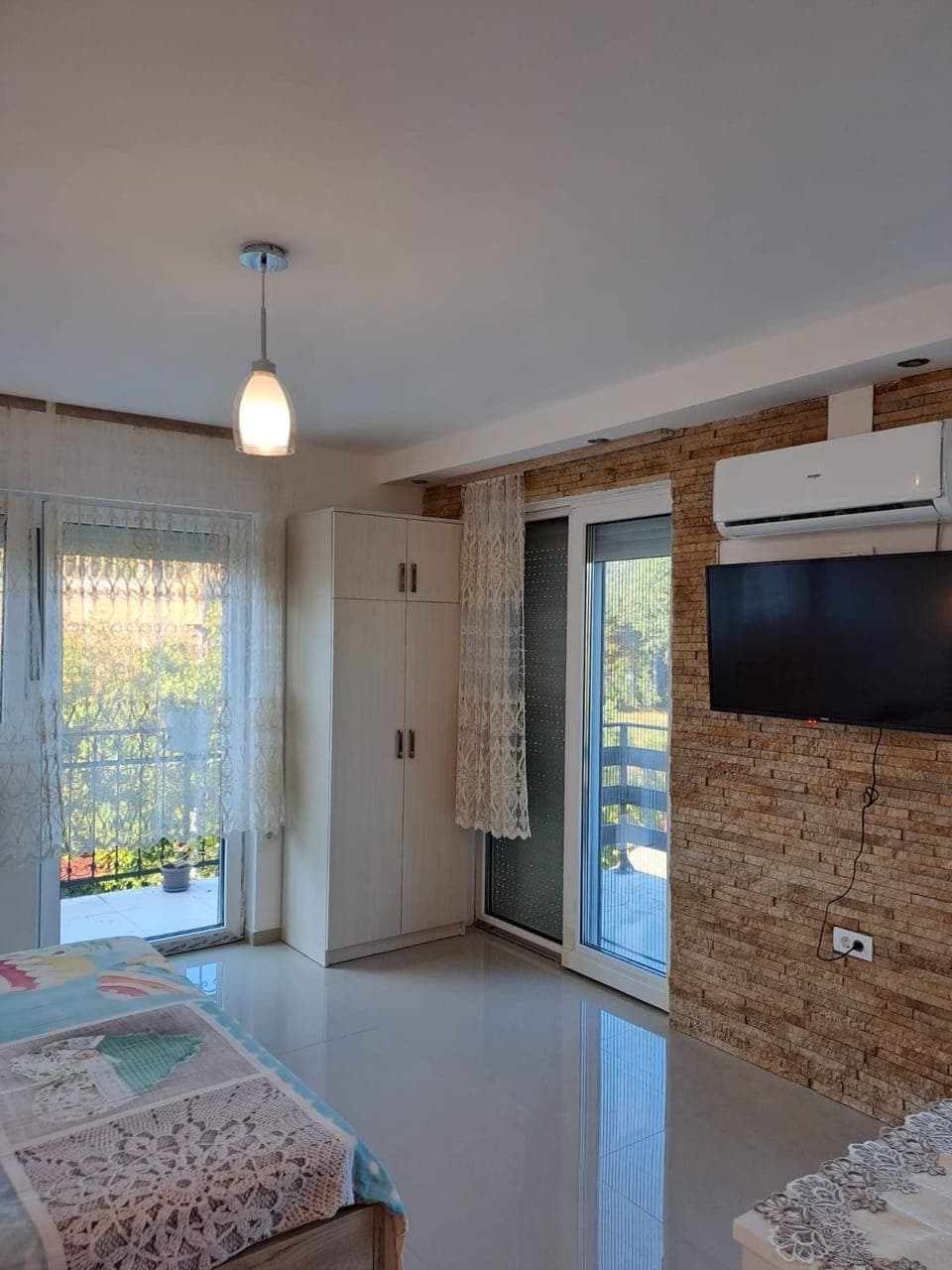 TV and multimedia, Bedroom