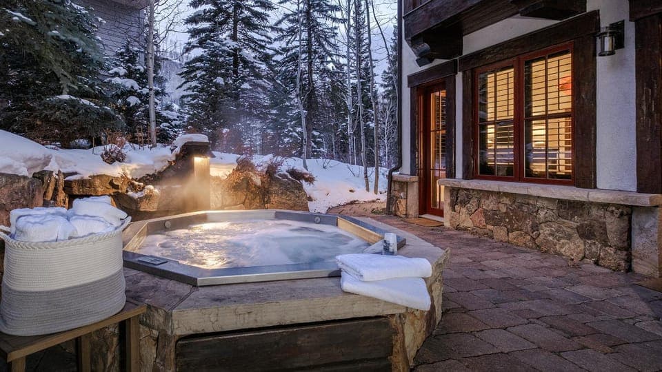 Winter, Hot Tub, towels