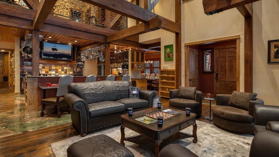 Living room, Seating area, kitchen