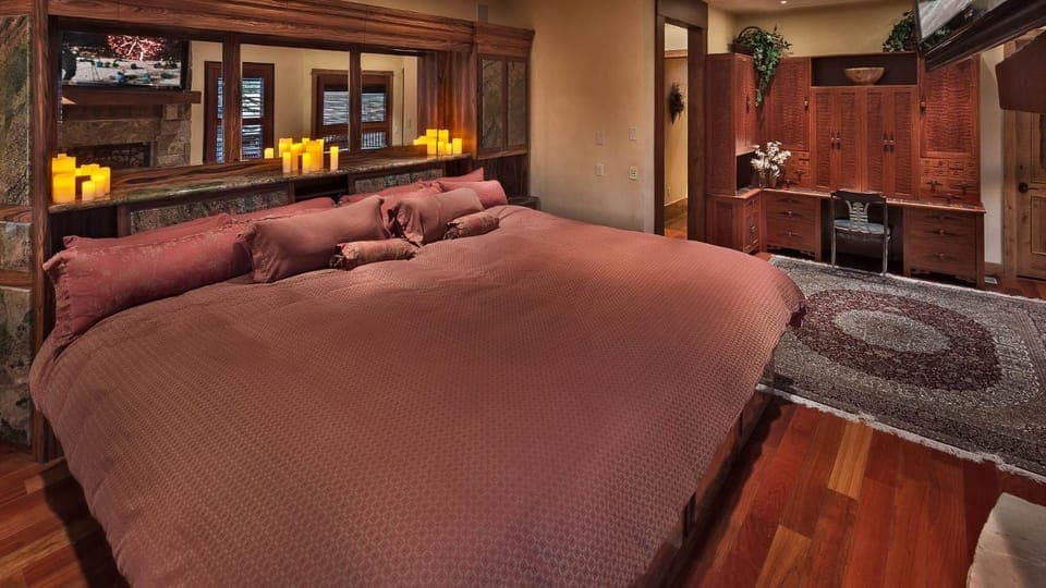 Bed, Bedroom, fireplace, wardrobe