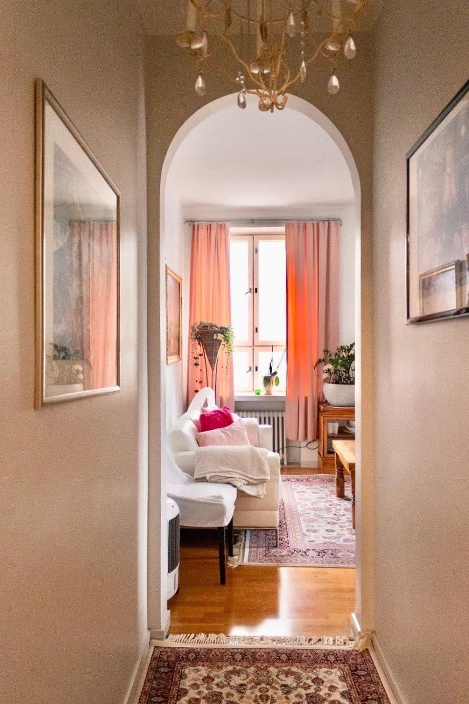 Living room, Seating area