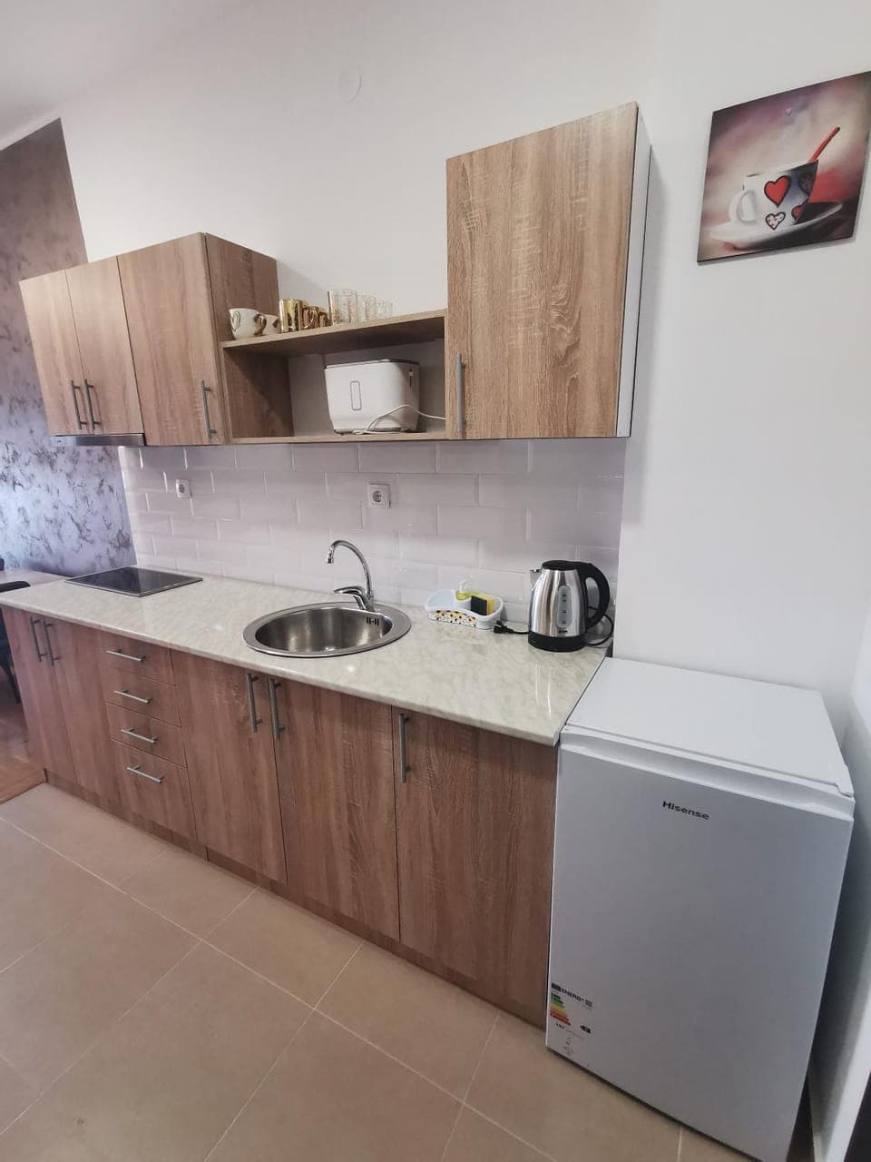 Coffee/tea facilities, Kitchen or kitchenette, oven, stove, toaster