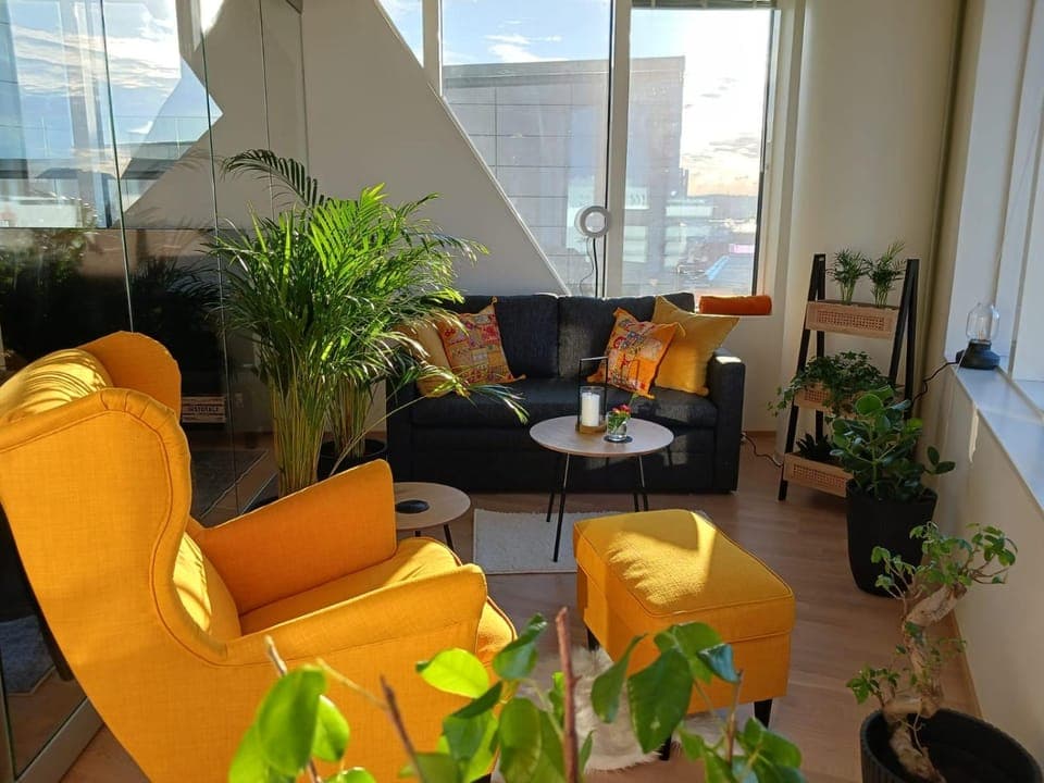 Seating area, City view