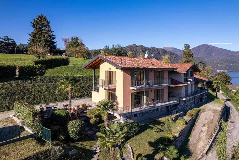 Property building, Garden view, Mountain view