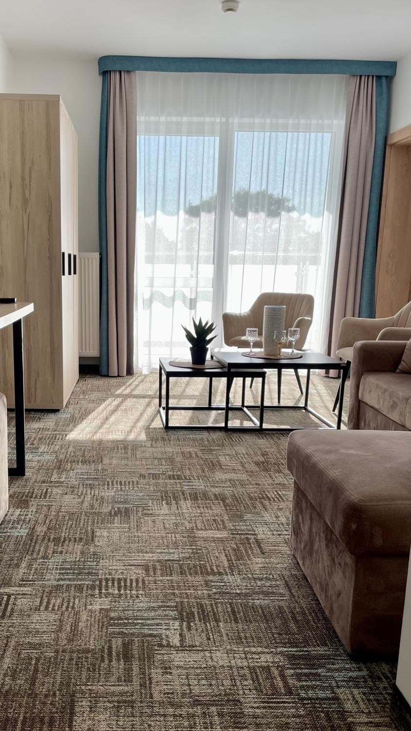 Communal lounge/ TV room, Living room, Seating area