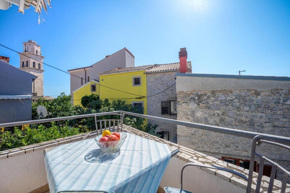 Property building, Patio, Day, View (from property/room), Dining area