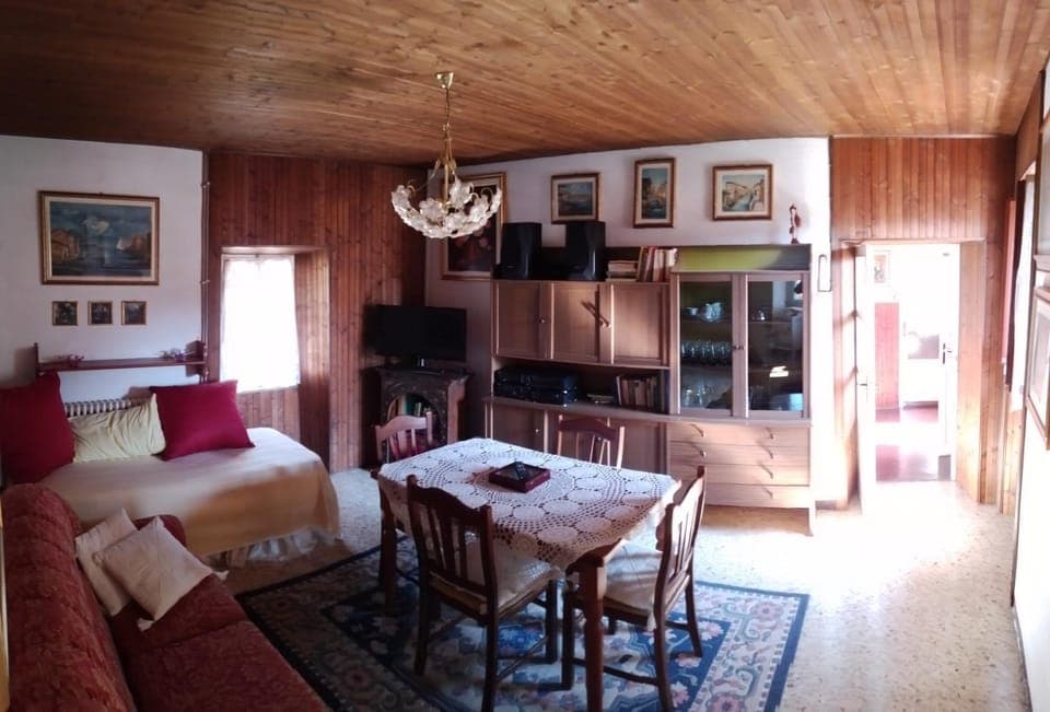 TV and multimedia, Living room, Dining area