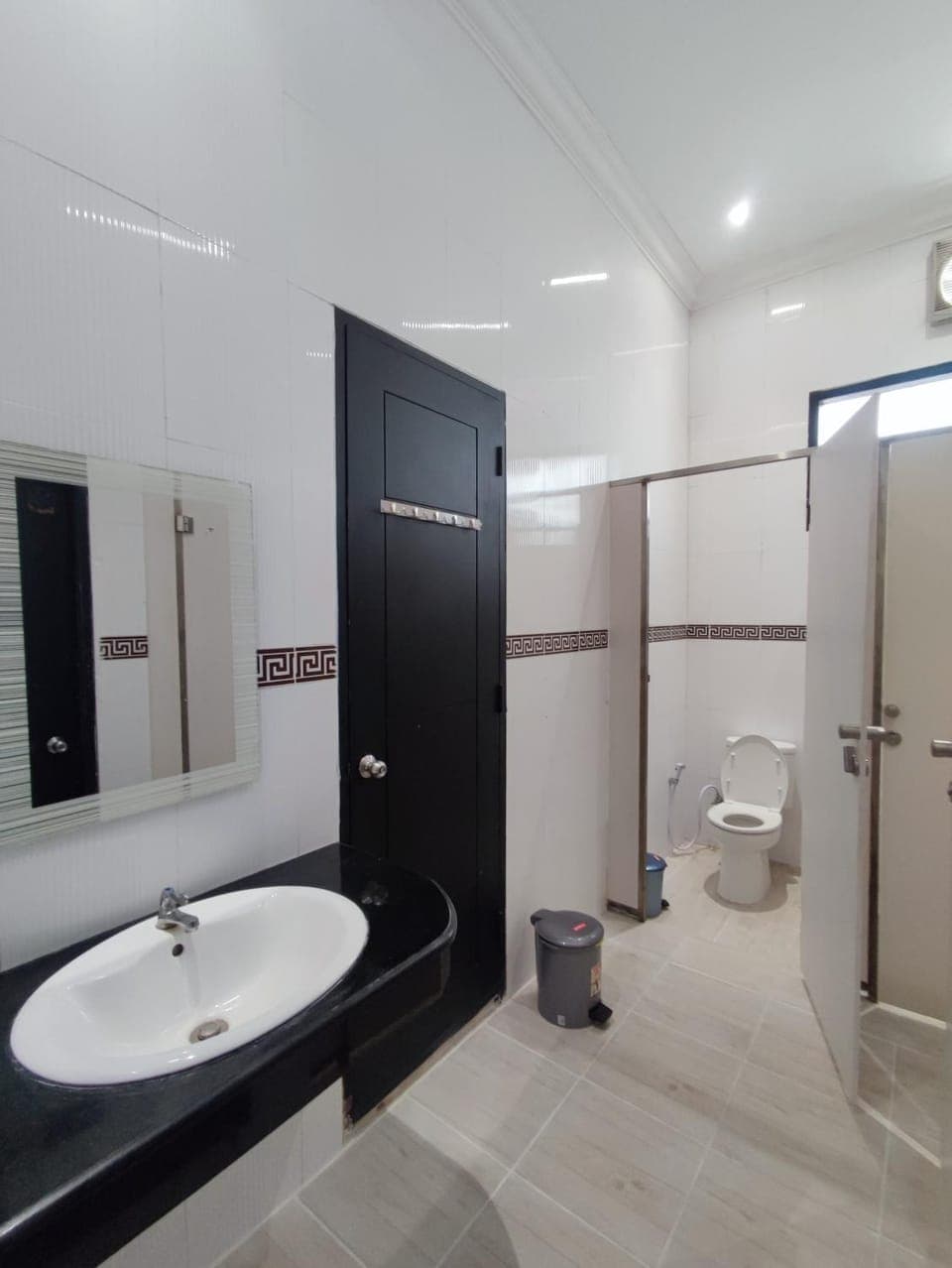 Shower, Toilet, Bathroom, bidet