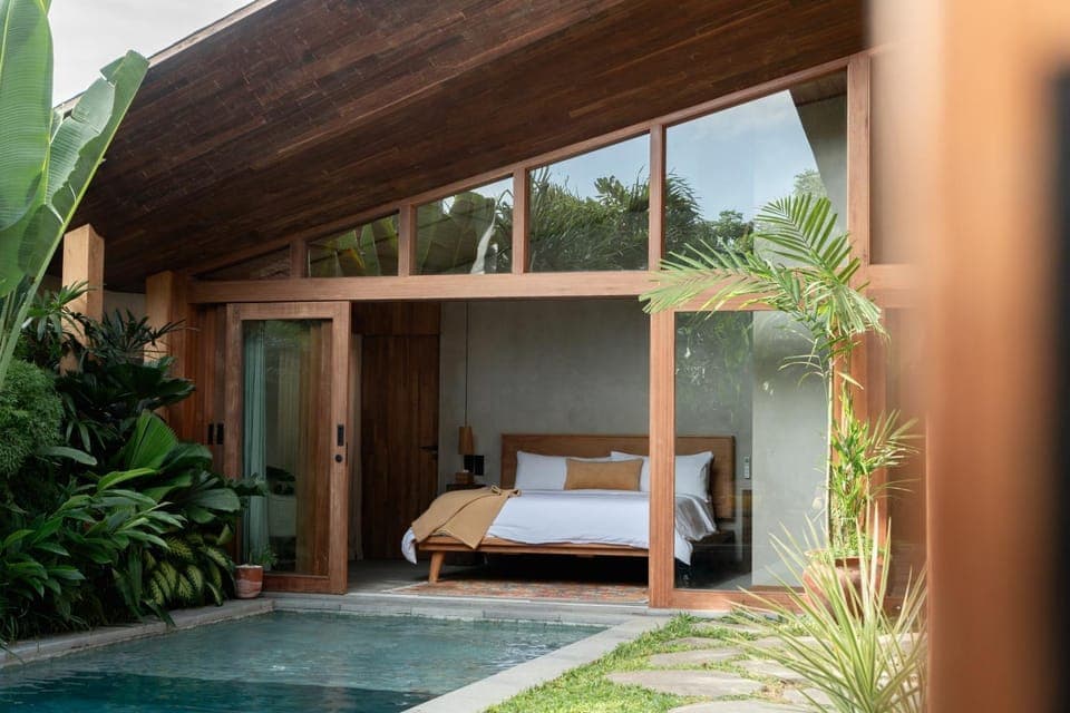 Patio, Bed, Day, Natural landscape, Garden, Photo of the whole room, Bedroom, Garden view, Pool view, Swimming pool