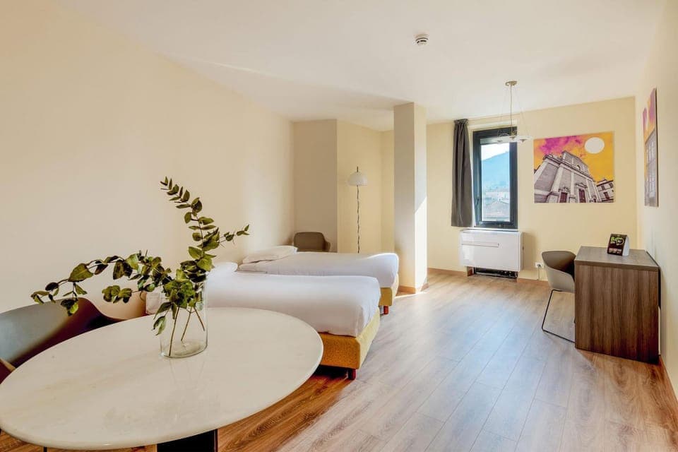 Photo of the whole room