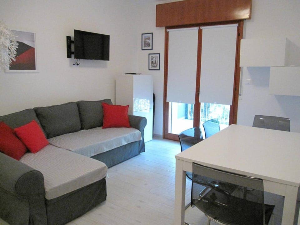 TV and multimedia, Seating area