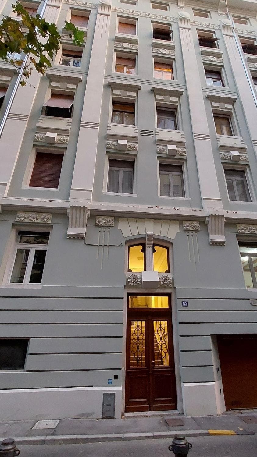 Property building, Facade/entrance