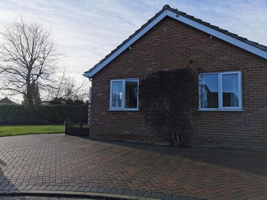 Property building, Garden