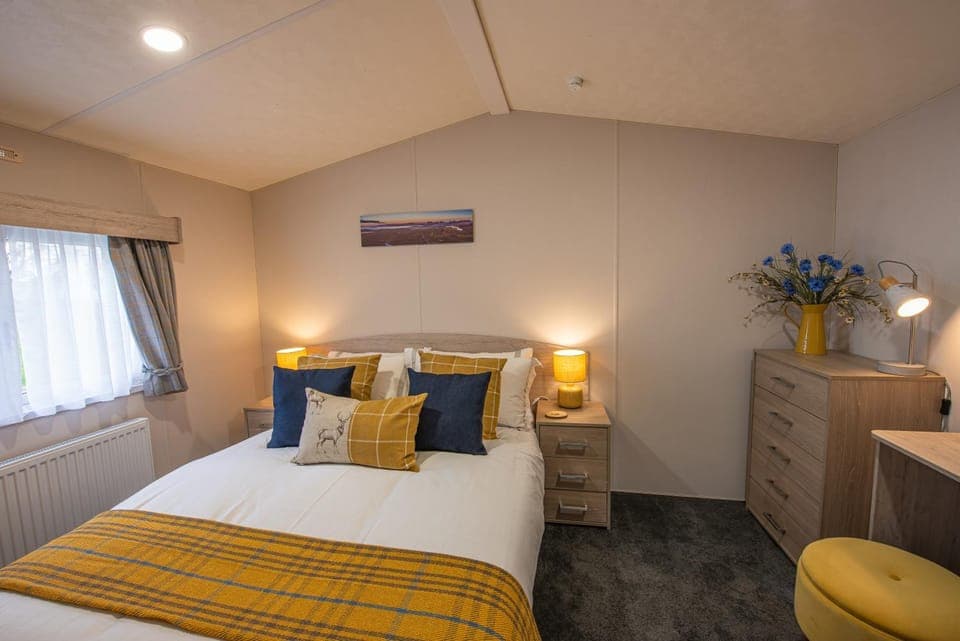 Bed, Bedroom, wardrobe