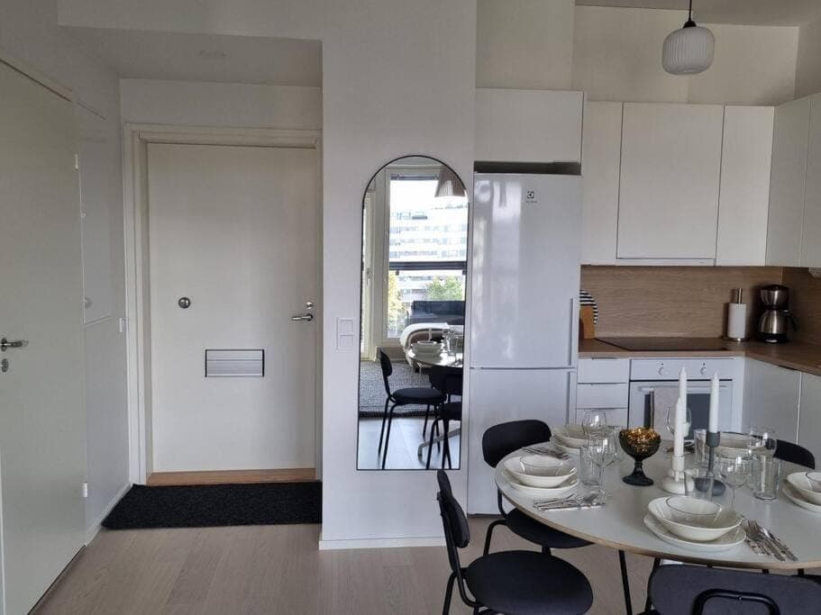 Kitchen or kitchenette, Seating area, Dining area, pet friendly, stove