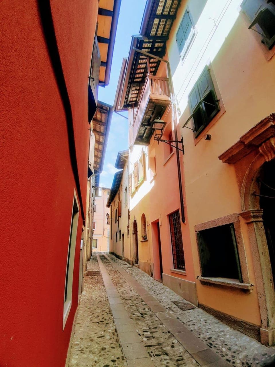 Property building, Day, Neighbourhood, Street view