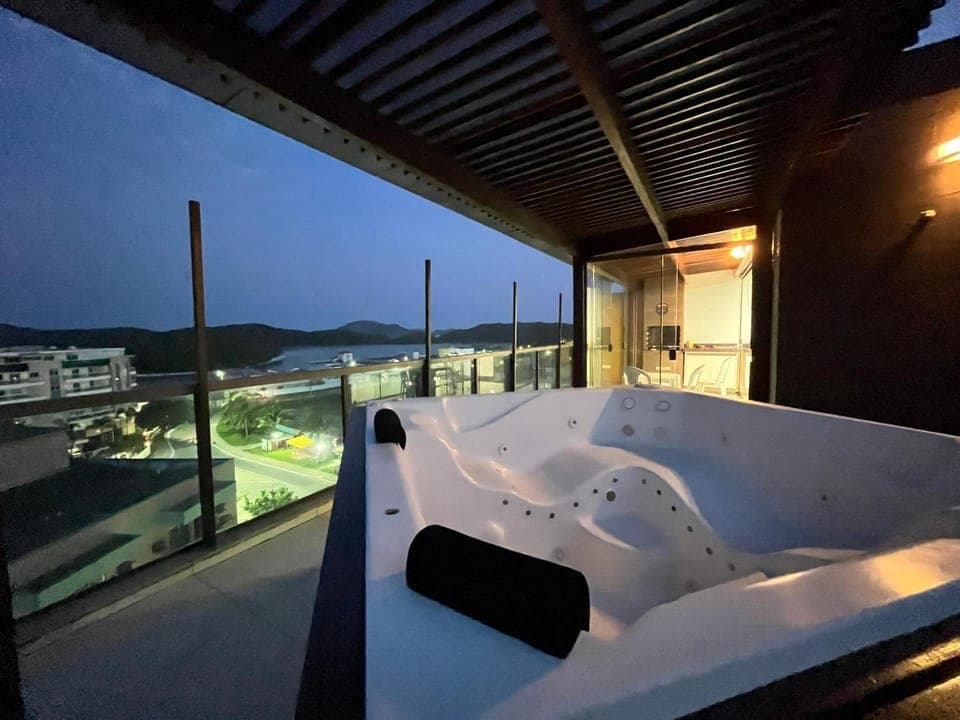 Night, Natural landscape, Hot Tub, View (from property/room), Balcony/Terrace, Pool view