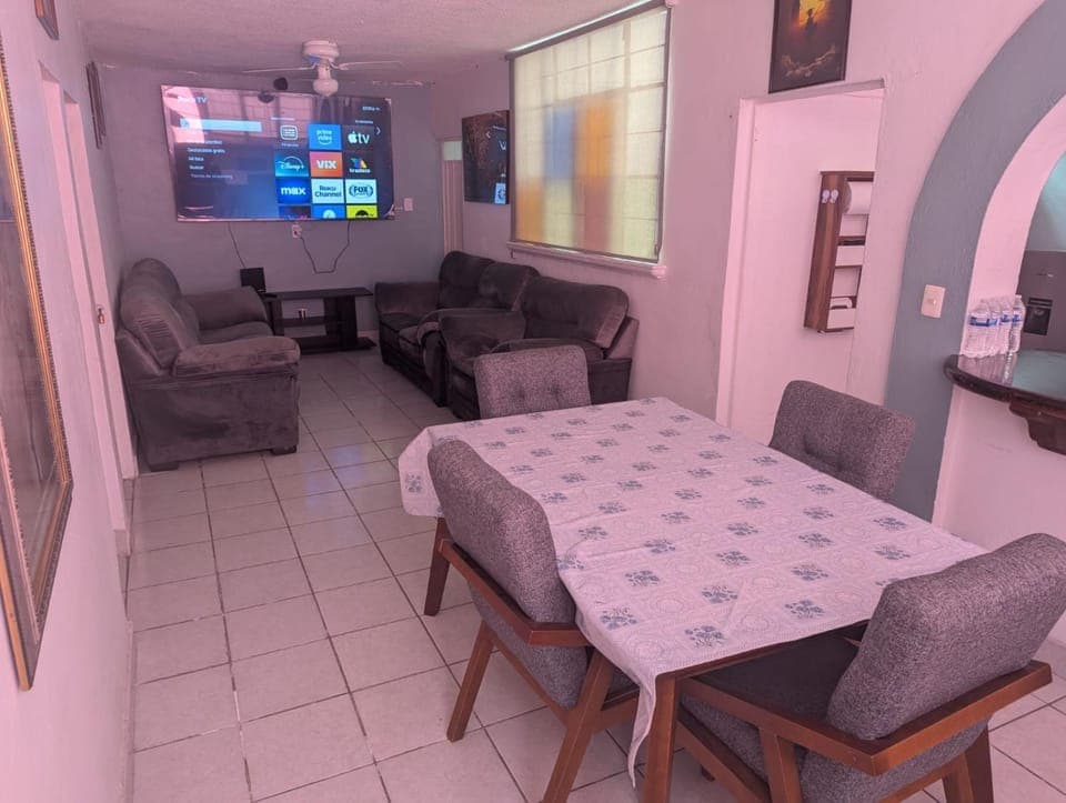 TV and multimedia, Living room, Dining area