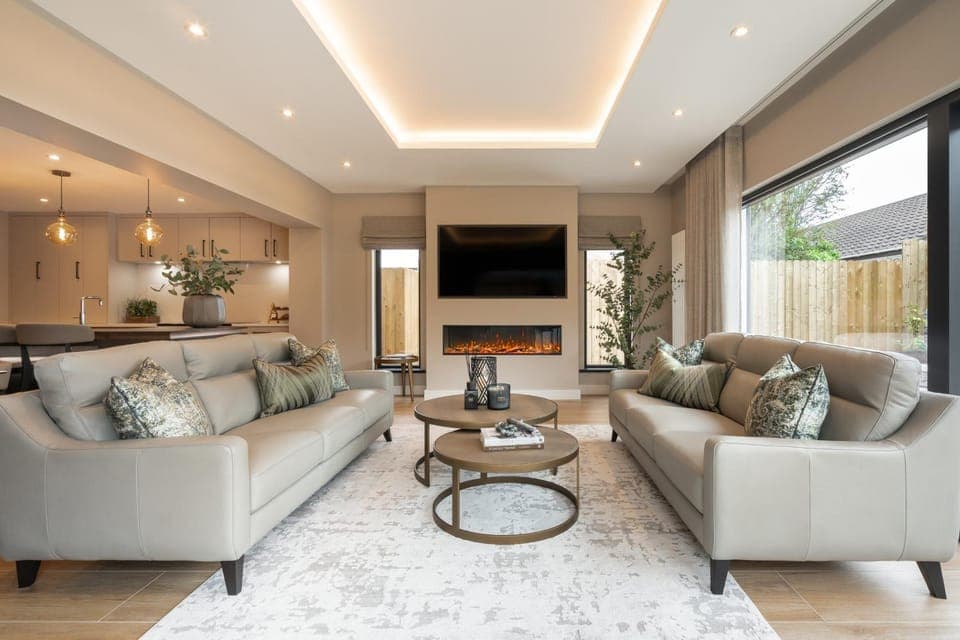 Communal lounge/ TV room, TV and multimedia, Living room