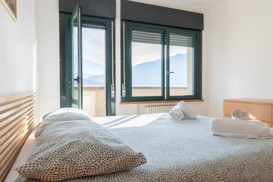 Property building, Living room, Bedroom