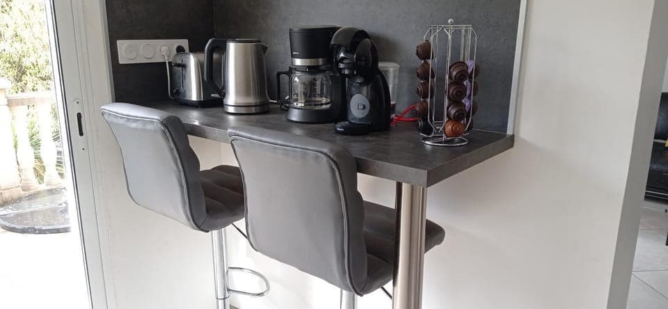 Coffee/tea facilities