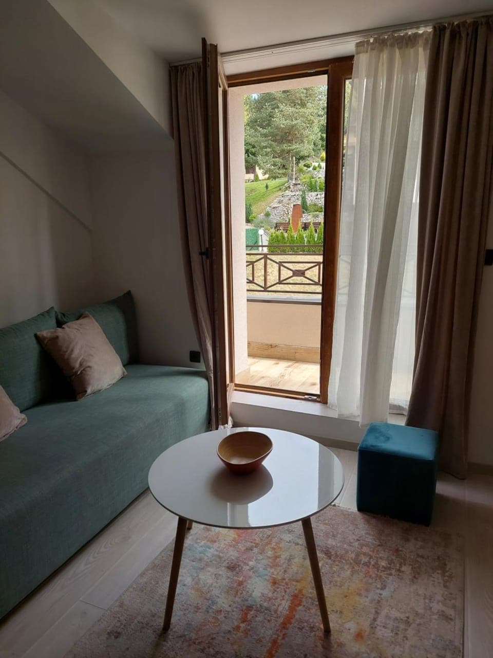 Balcony/Terrace, Living room, Seating area, Garden view