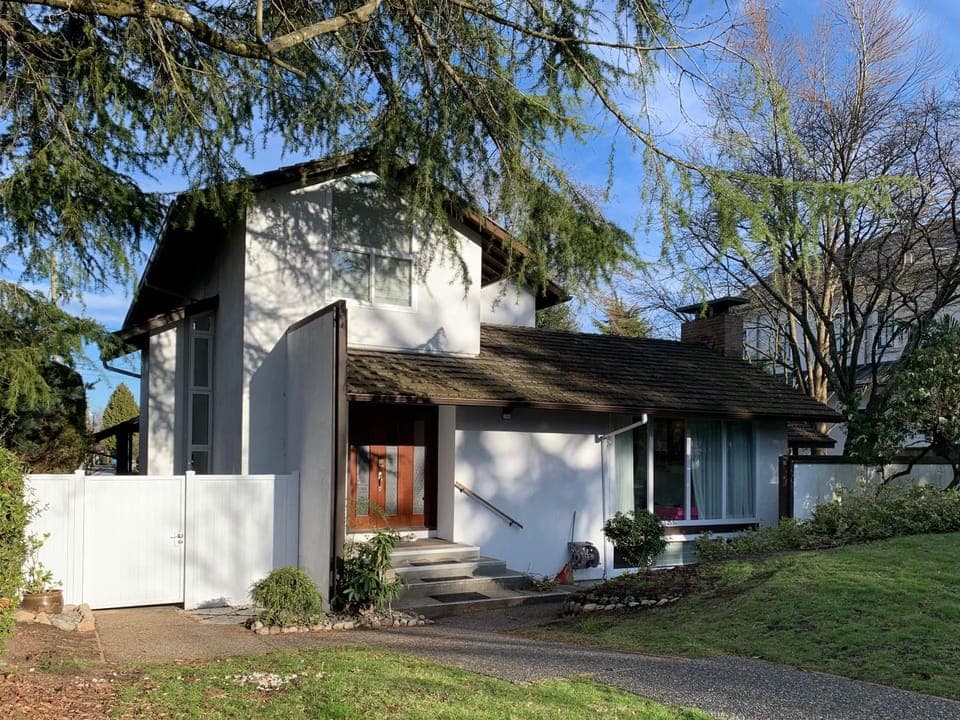 Property building, Day, Neighbourhood