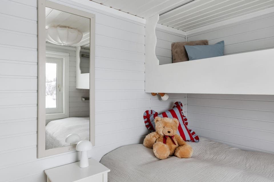 Bed, Bedroom, bunk bed