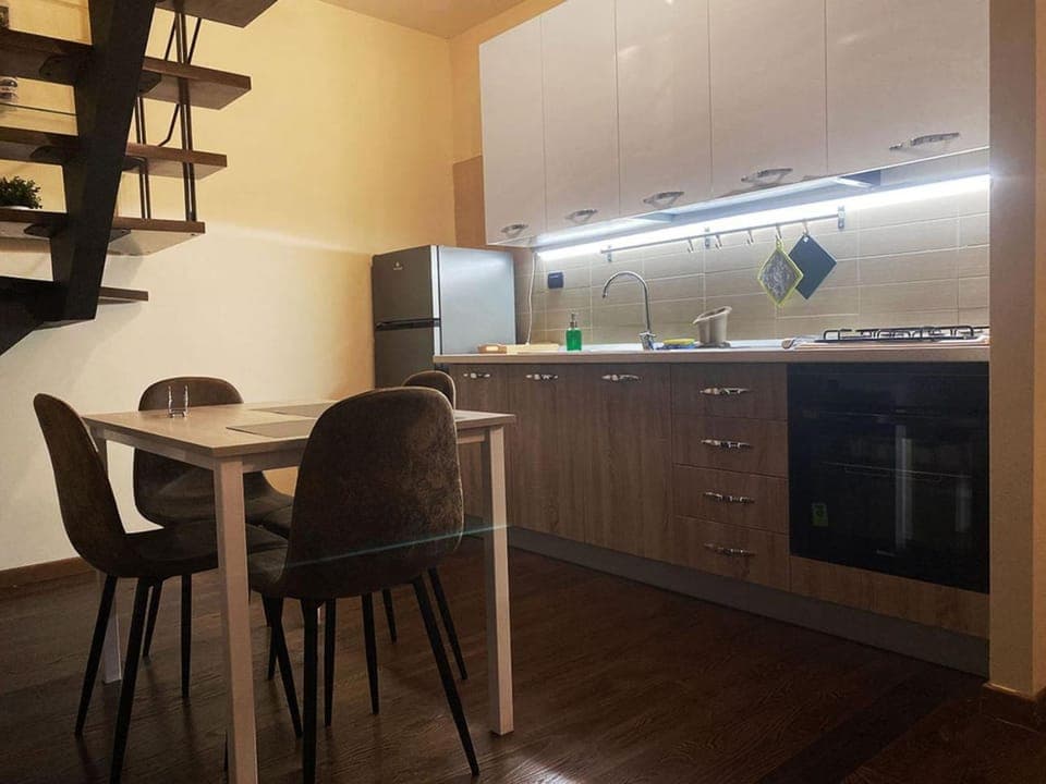 Day, Kitchen or kitchenette, Living room, Dining area, dishwasher, pet friendly, stove, kitchen, kitchen