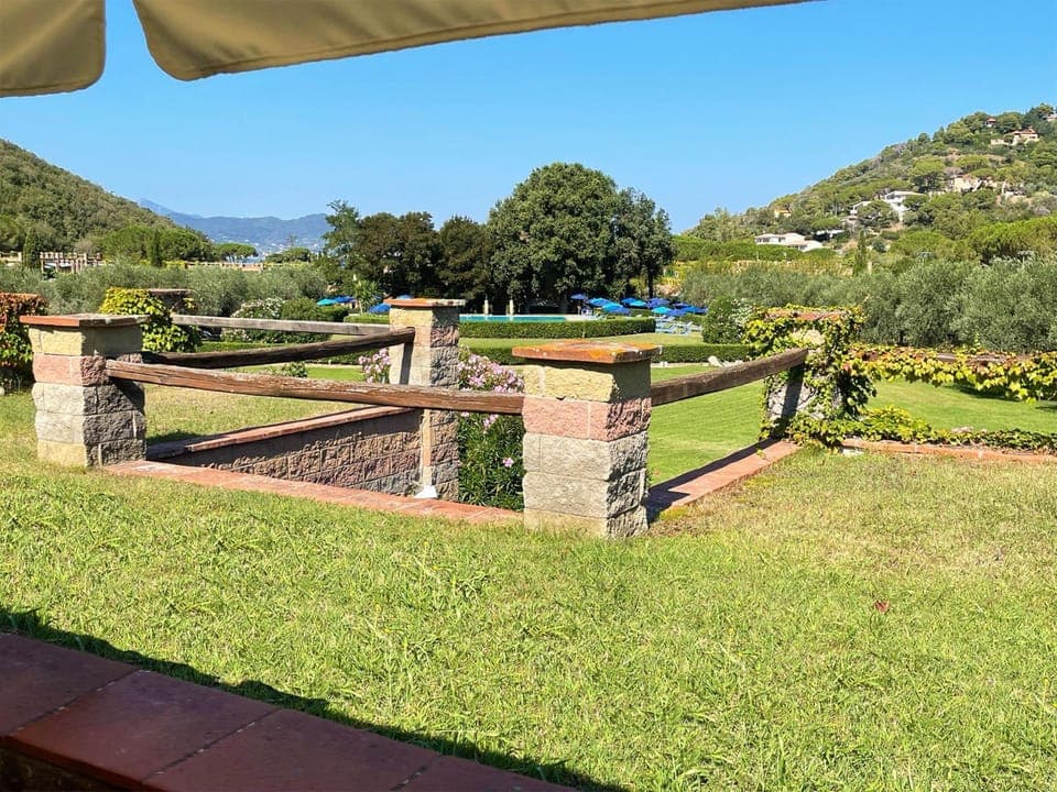 Day, Natural landscape, Garden, Garden view, Mountain view, Pool view